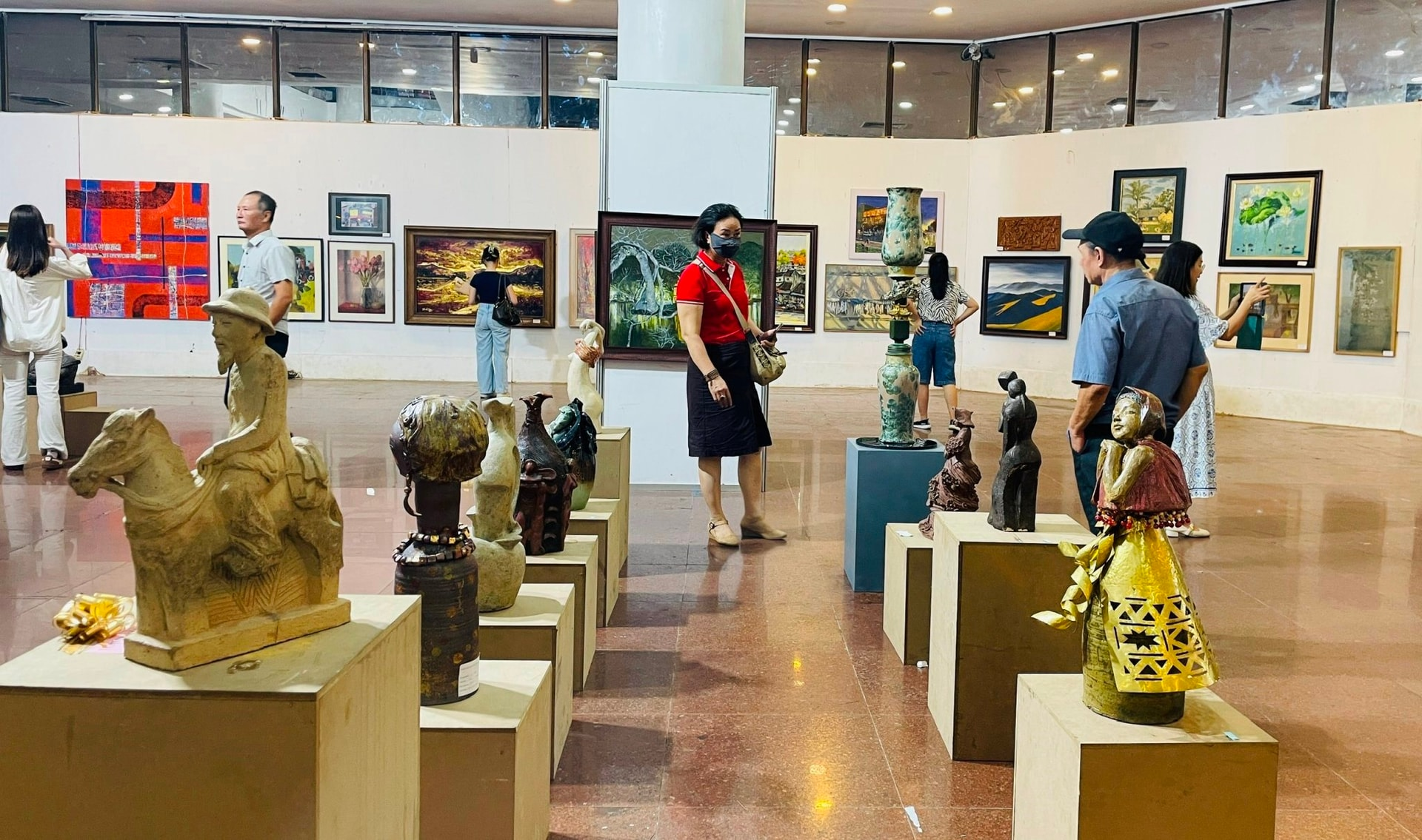 Triển lãm Thủ Đô 10/10 2022 tại Bảo tàng Mỹ Thuật Hà Nội